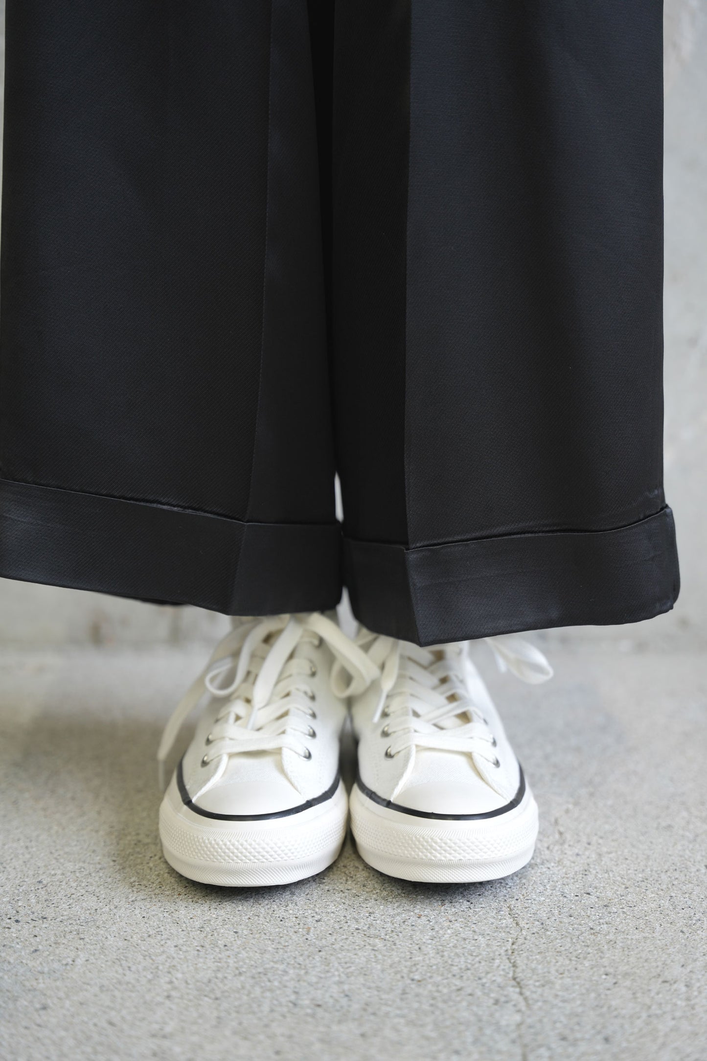 CHUCK TAYLOR® CANVAS HI