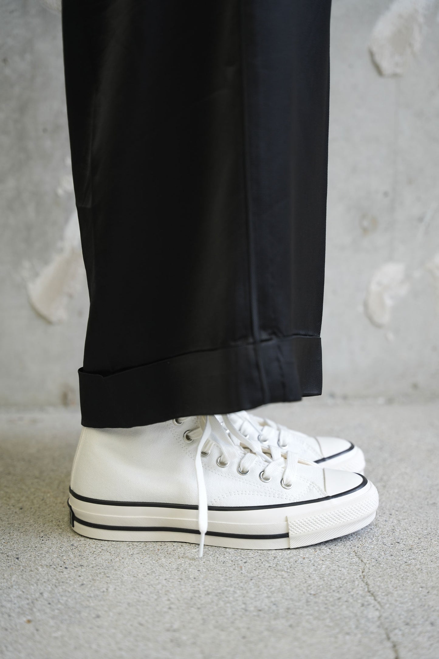 CHUCK TAYLOR® CANVAS HI