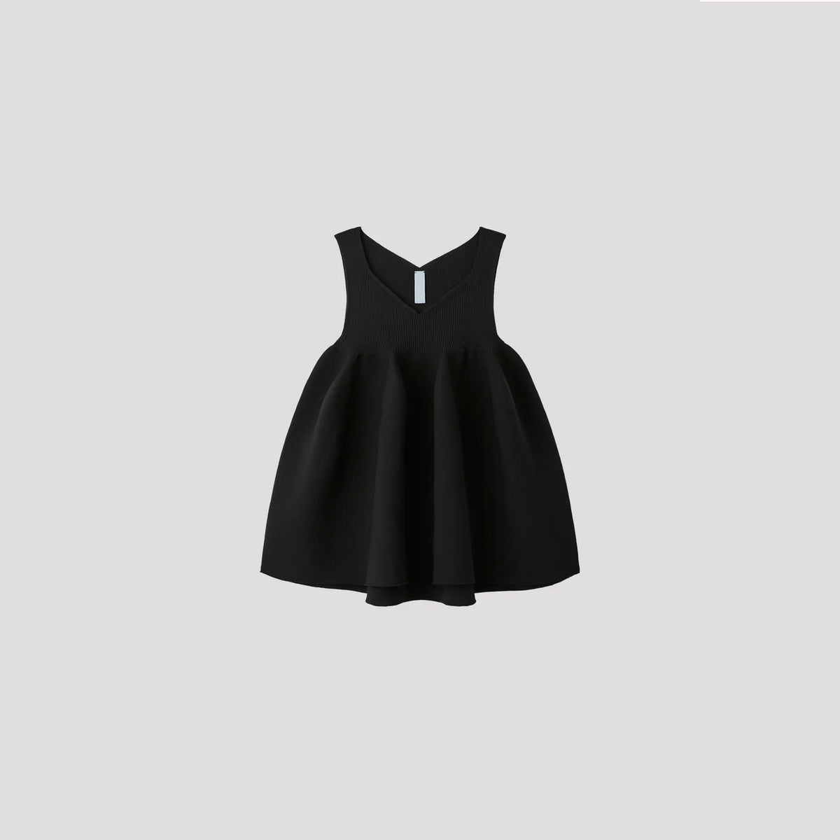 POTTERY SLEEVELESS BUST FLARE TOP -BLACK- – OBLIGE