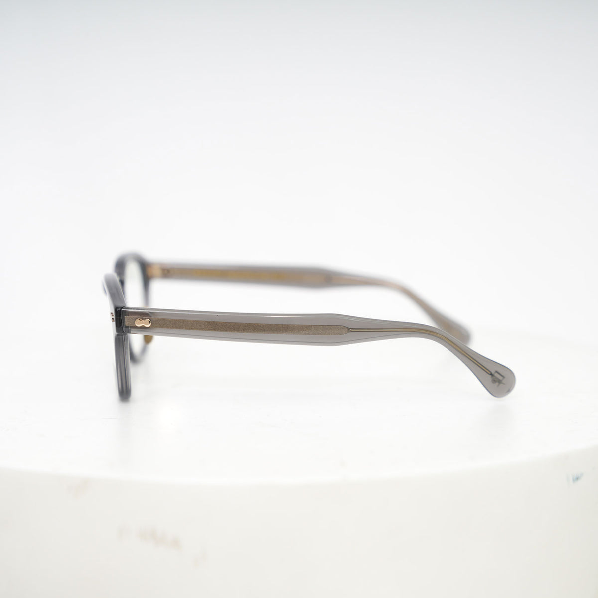 8_450b2866-5681-4731-a355-