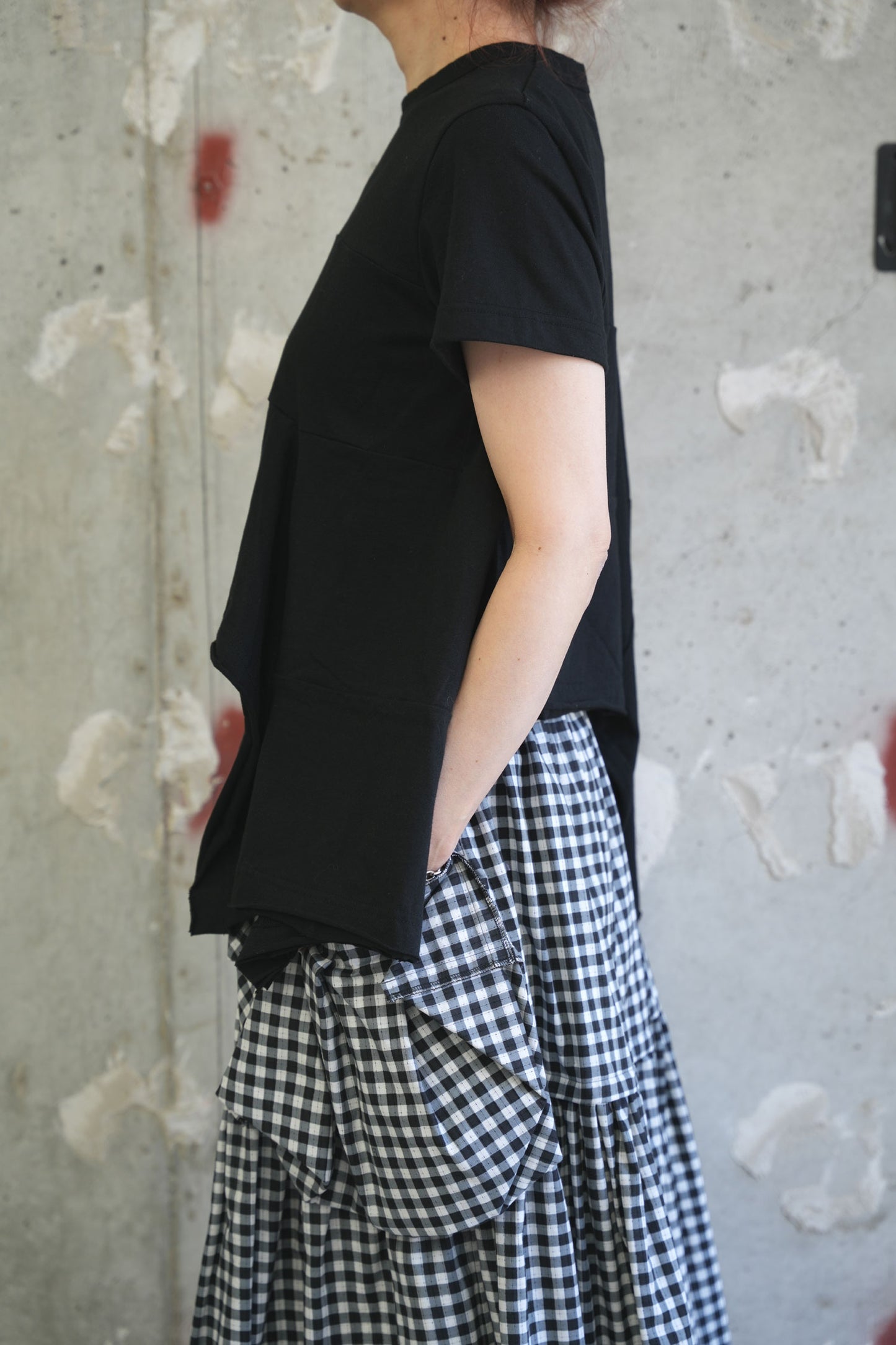 切替デザインカットソー-BLACK-