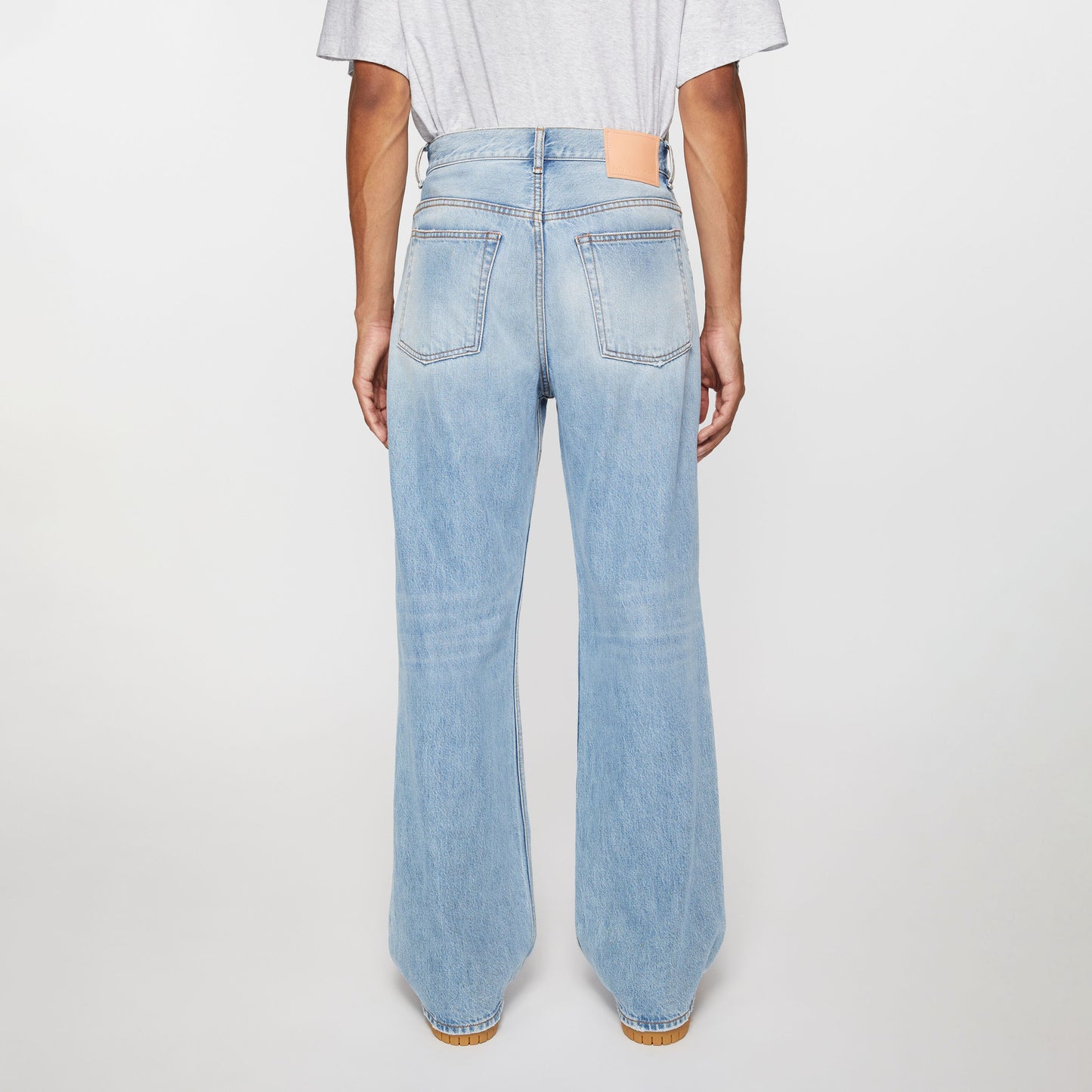 LOOSE FIT JEANS - 2021M
