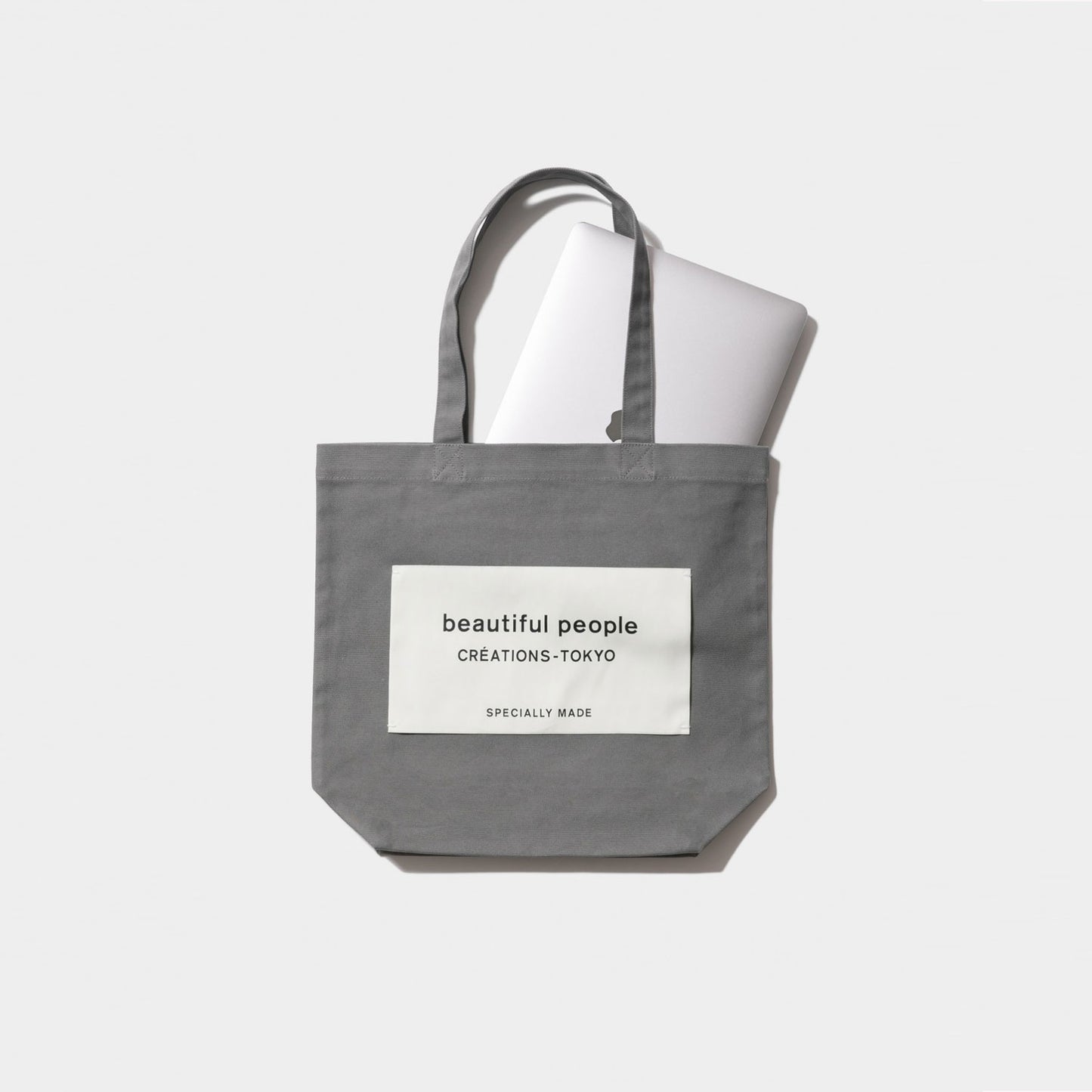 bp big name tote SDGs -black-