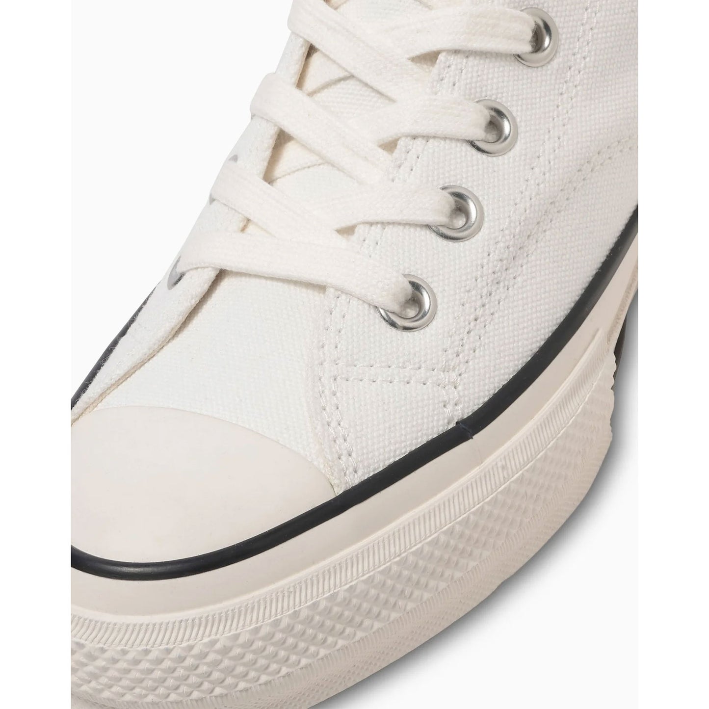 CHUCK TAYLOR® CANVAS HI