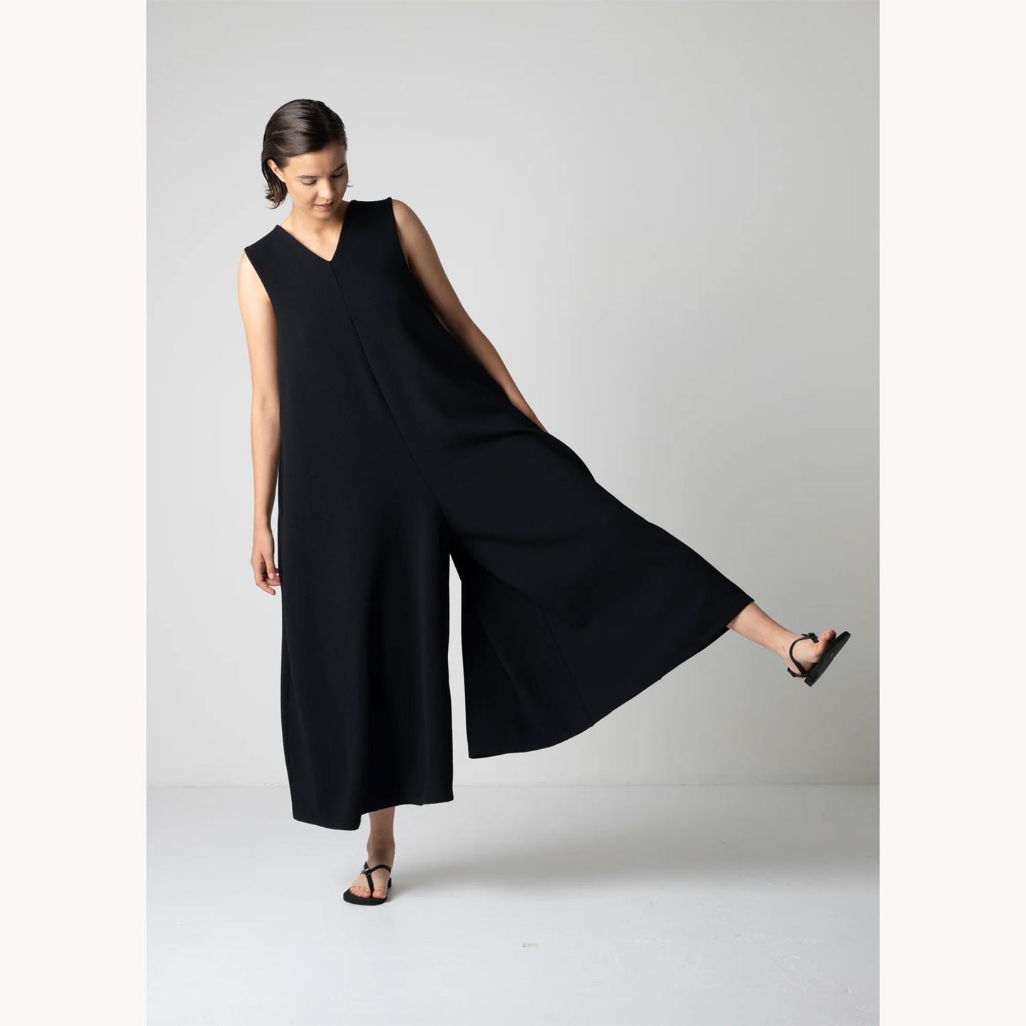 HANNA JUMPSUIT-BLACK-