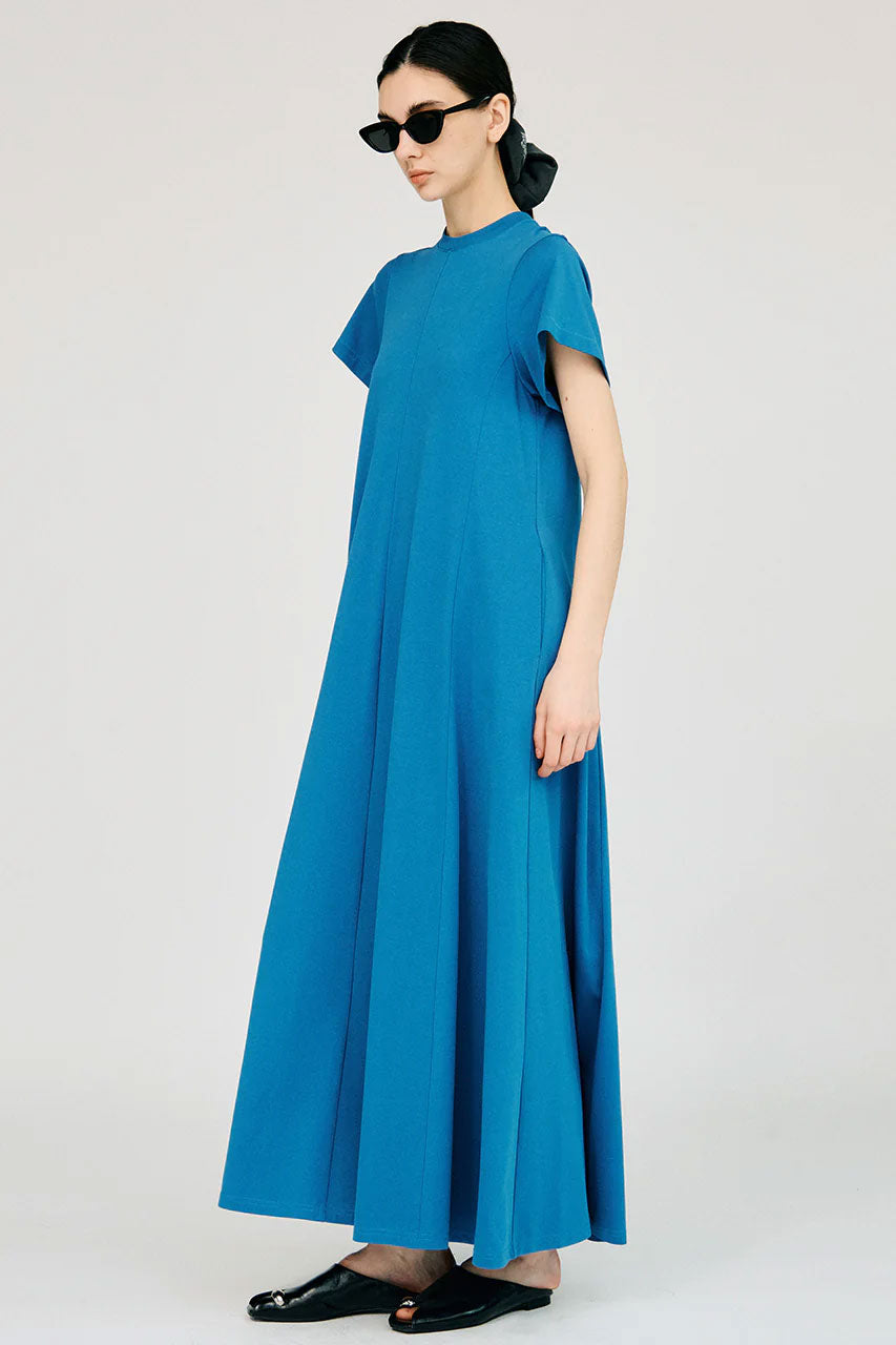 
                  
                    Volume T-Dress
                  
                
