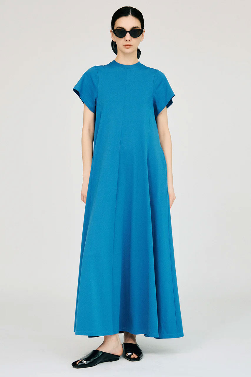 
                  
                    Volume T-Dress
                  
                