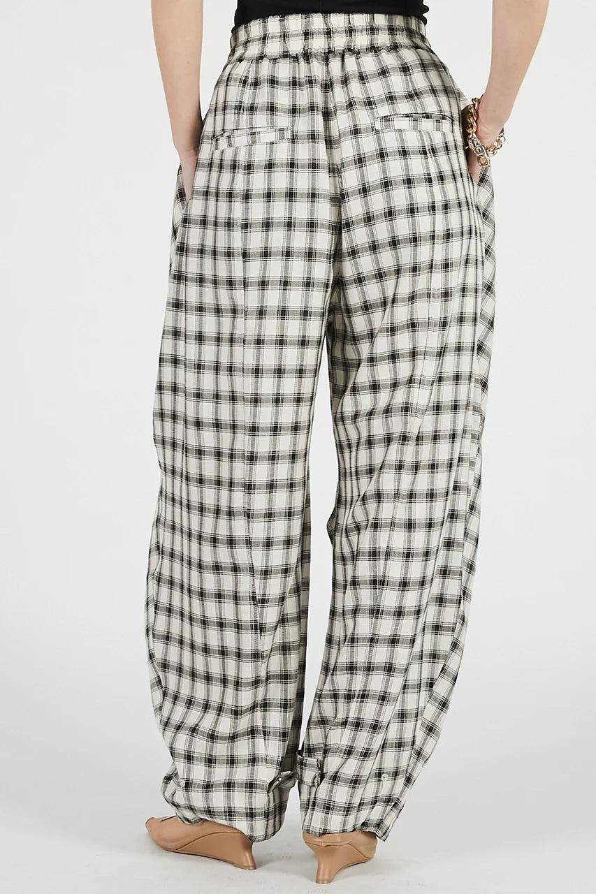 
                  
                    Tuck Form Volume Check Pants
                  
                