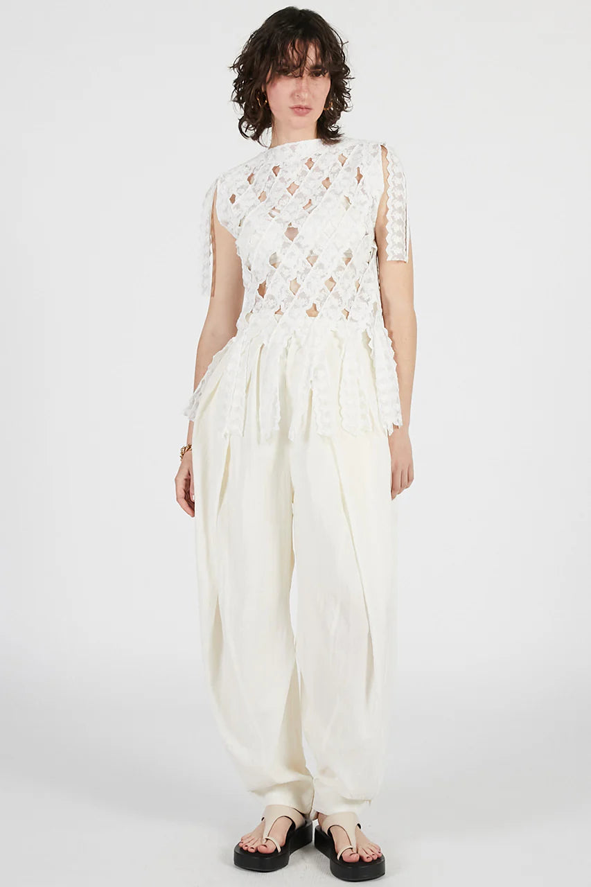 
                  
                    Tuck Form Volume Pants
                  
                