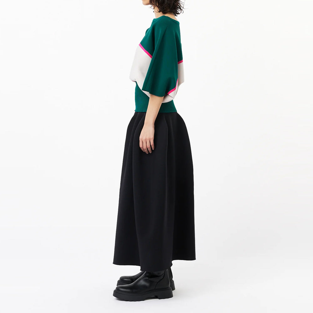 
                  
                    POTTERY SHORT SLEEVE ROUND TOP
                  
                