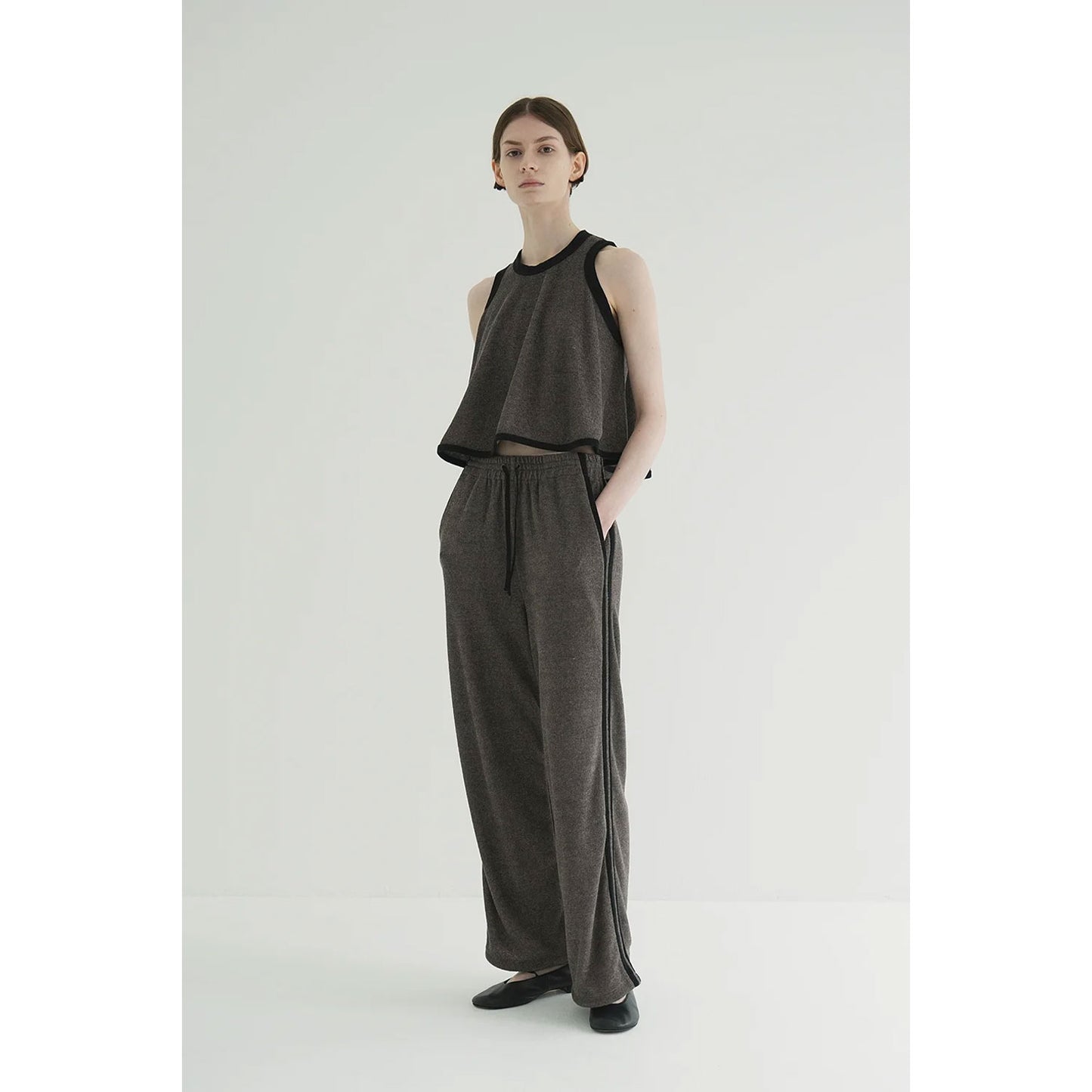 
                  
                    PILE LINE PANTS -IVORY-
                  
                