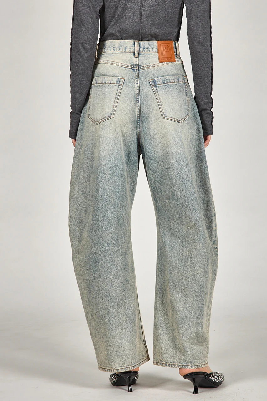 
                  
                    High-waisted Curved Denim
                  
                