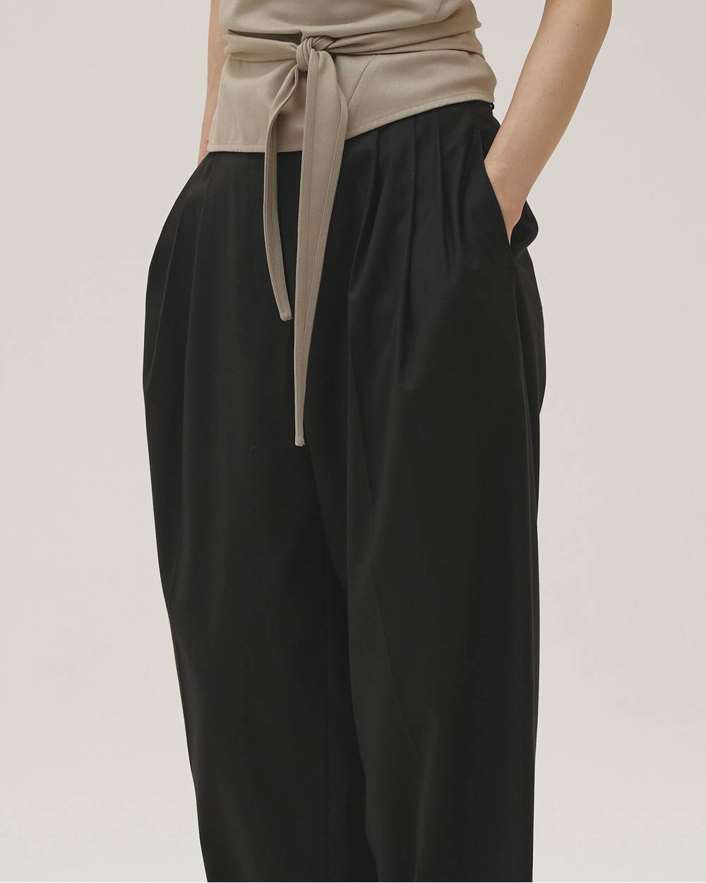 
                  
                    Lightweight Tuck Trousers
                  
                