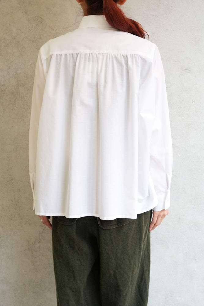 
                  
                    ブロードギャザーシャツ-WHITE-
                  
                