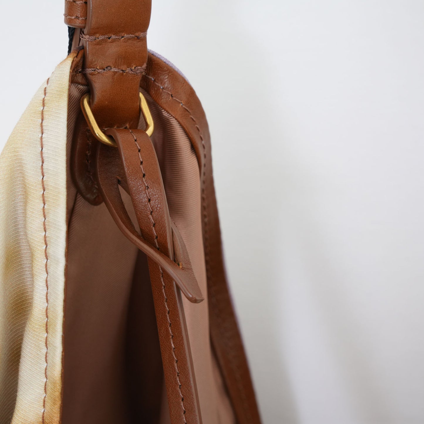 
                  
                    BW251-SCARF233-789
                  
                