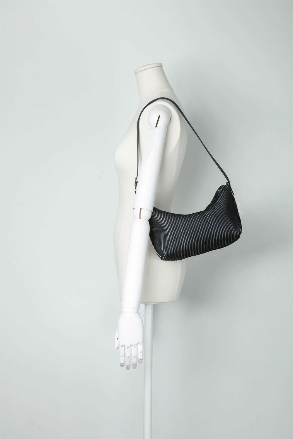 
                  
                    ARC SMALL
                  
                