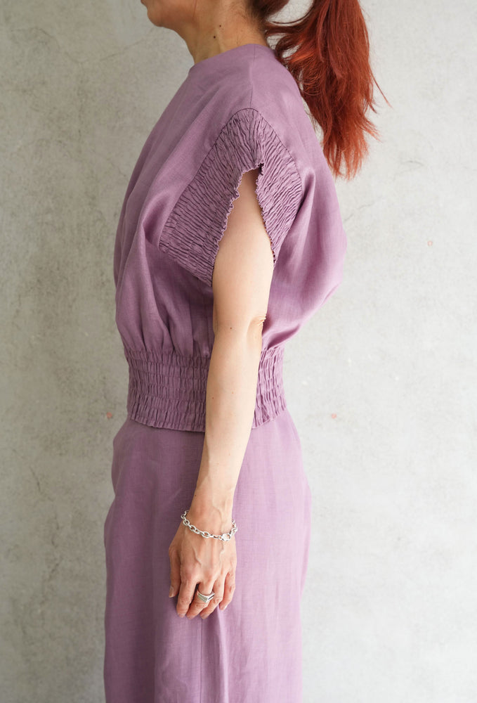 
                  
                    LINEN SHIRRED BLOUSE-LIGHT PURPLE-
                  
                