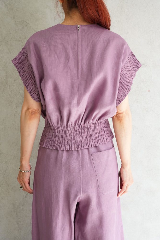 
                  
                    LINEN SHIRRED BLOUSE-LIGHT PURPLE-
                  
                