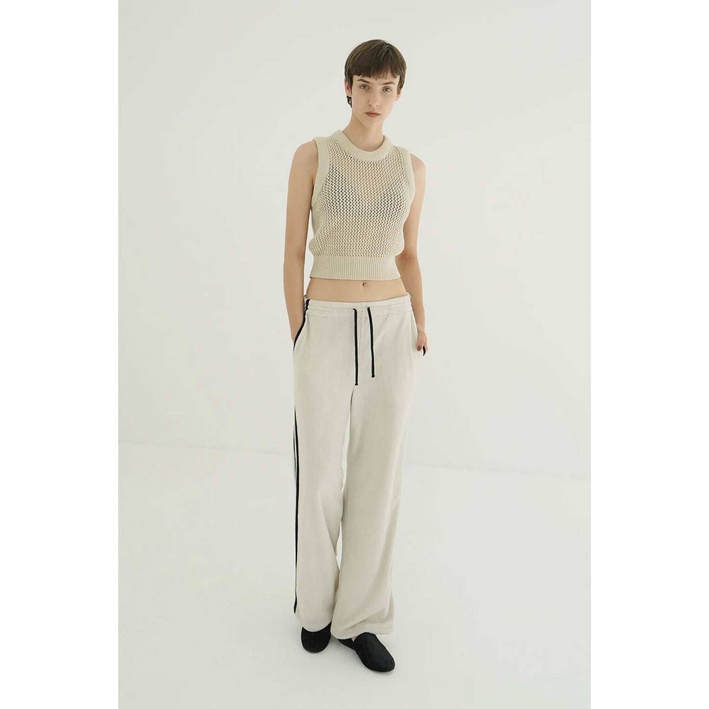 
                  
                    PILE LINE PANTS -IVORY-
                  
                
