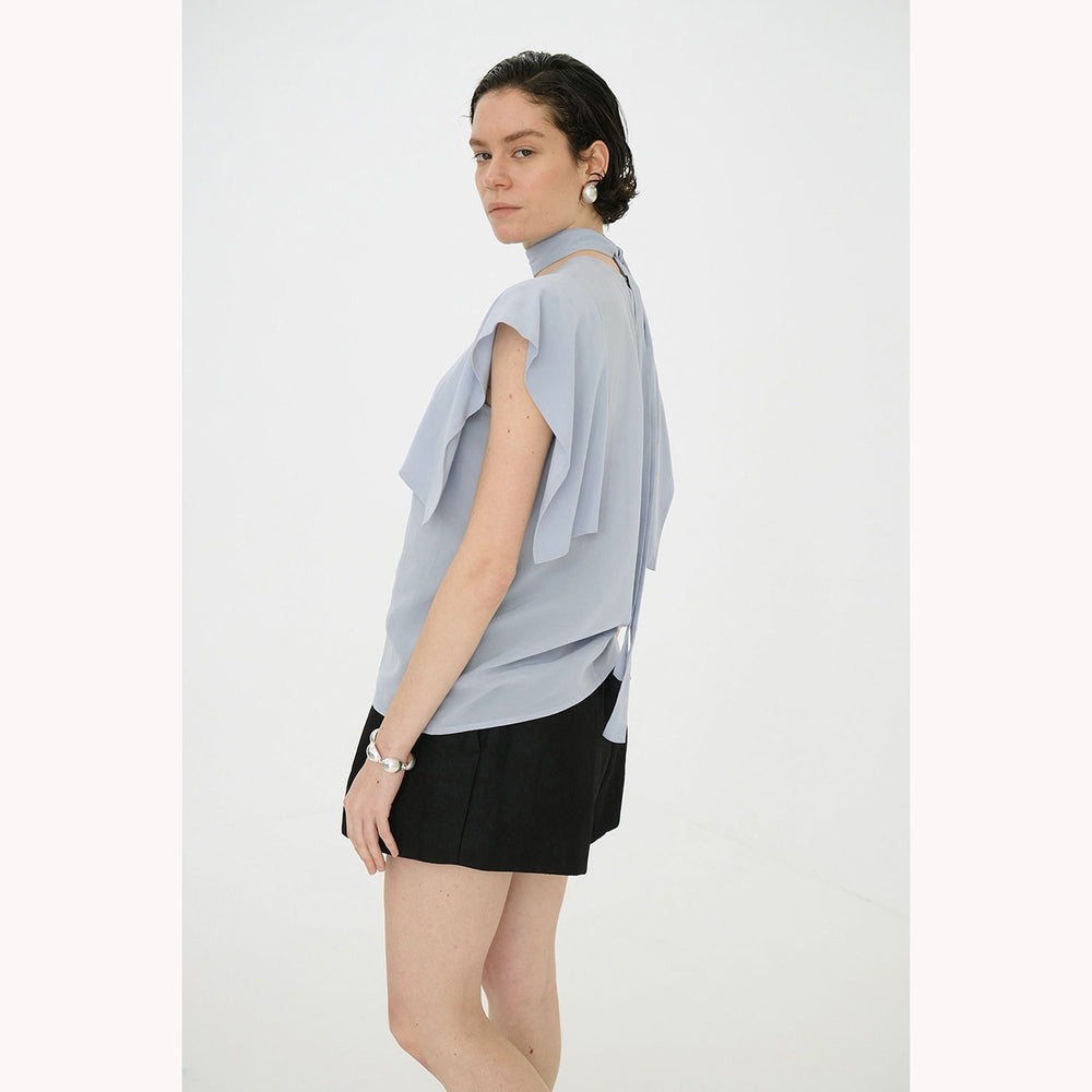 
                  
                    SQUARE SLEEVE BLOUSE -BLUE-
                  
                