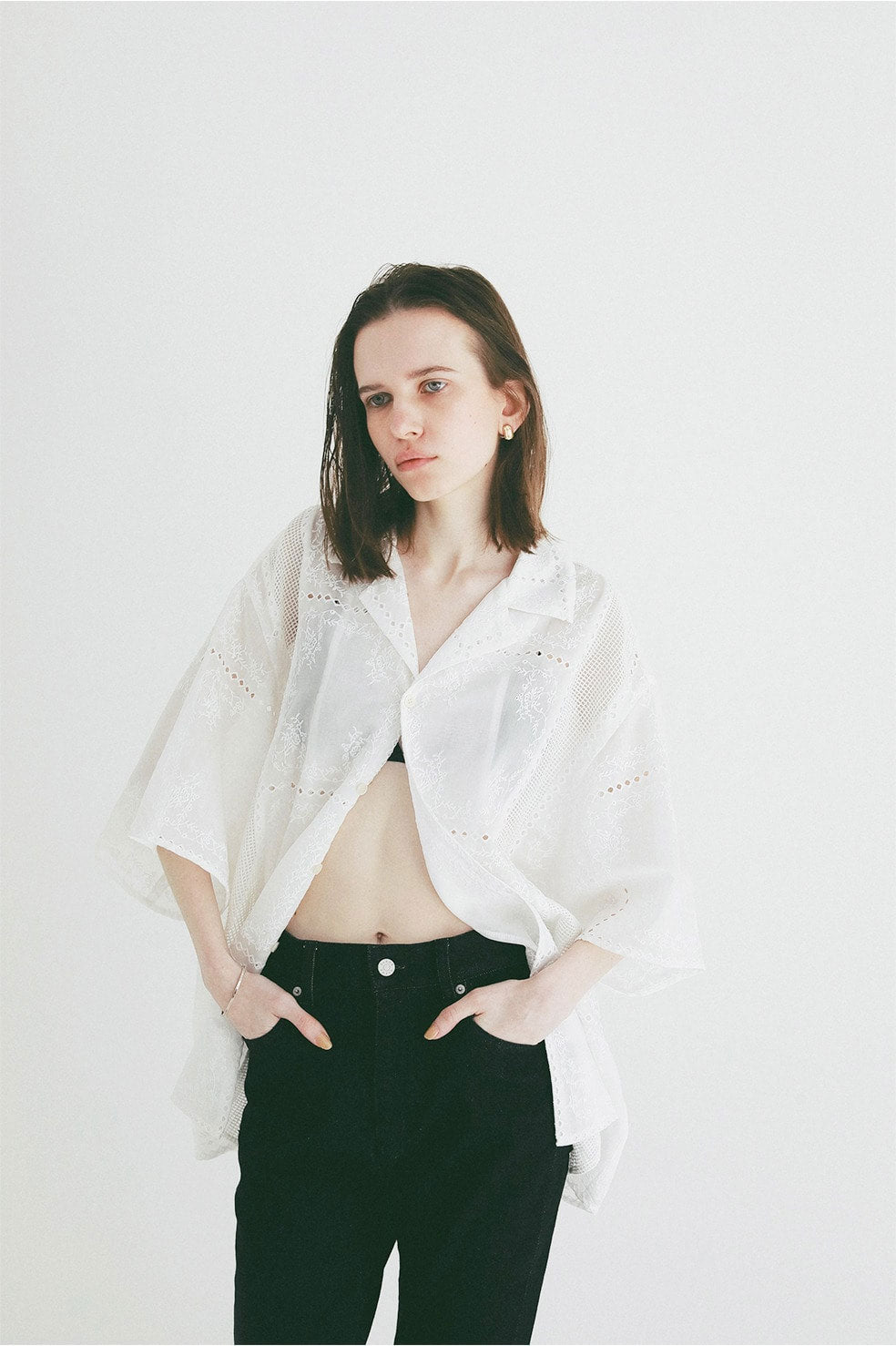 
                  
                    EMBROIDERY LACE BOX SHIRTS
                  
                