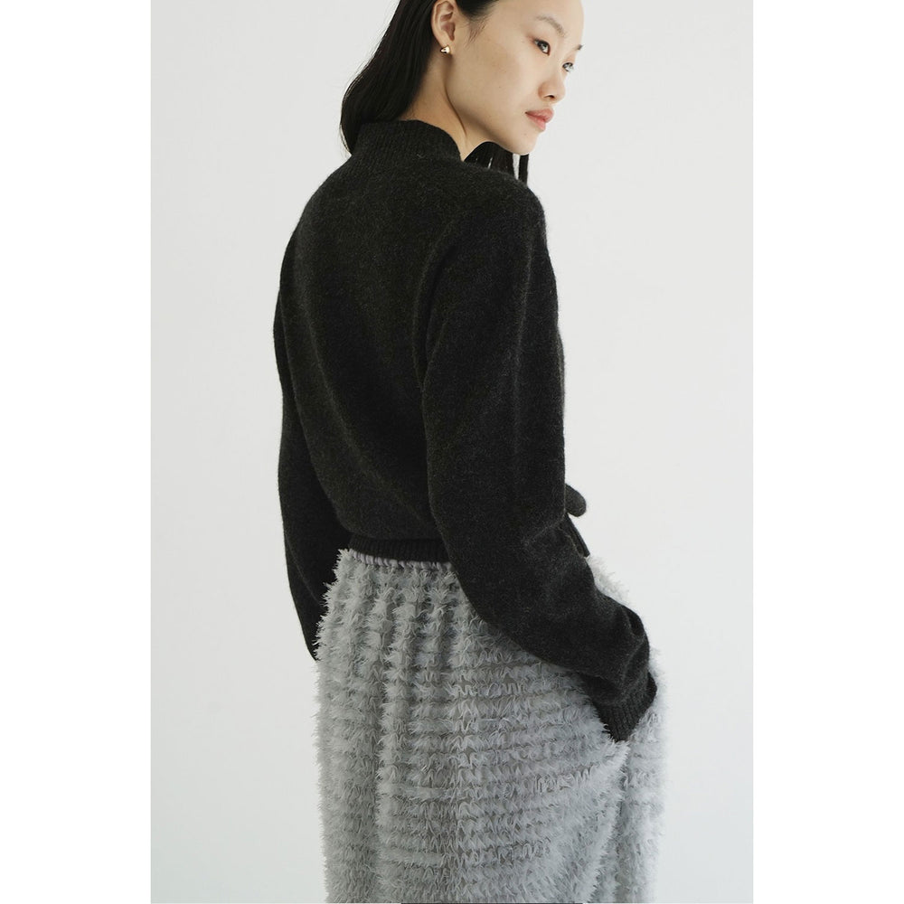 YAK V NECK KNIT TOPS -CHACOAL GRAY- – OBLIGE