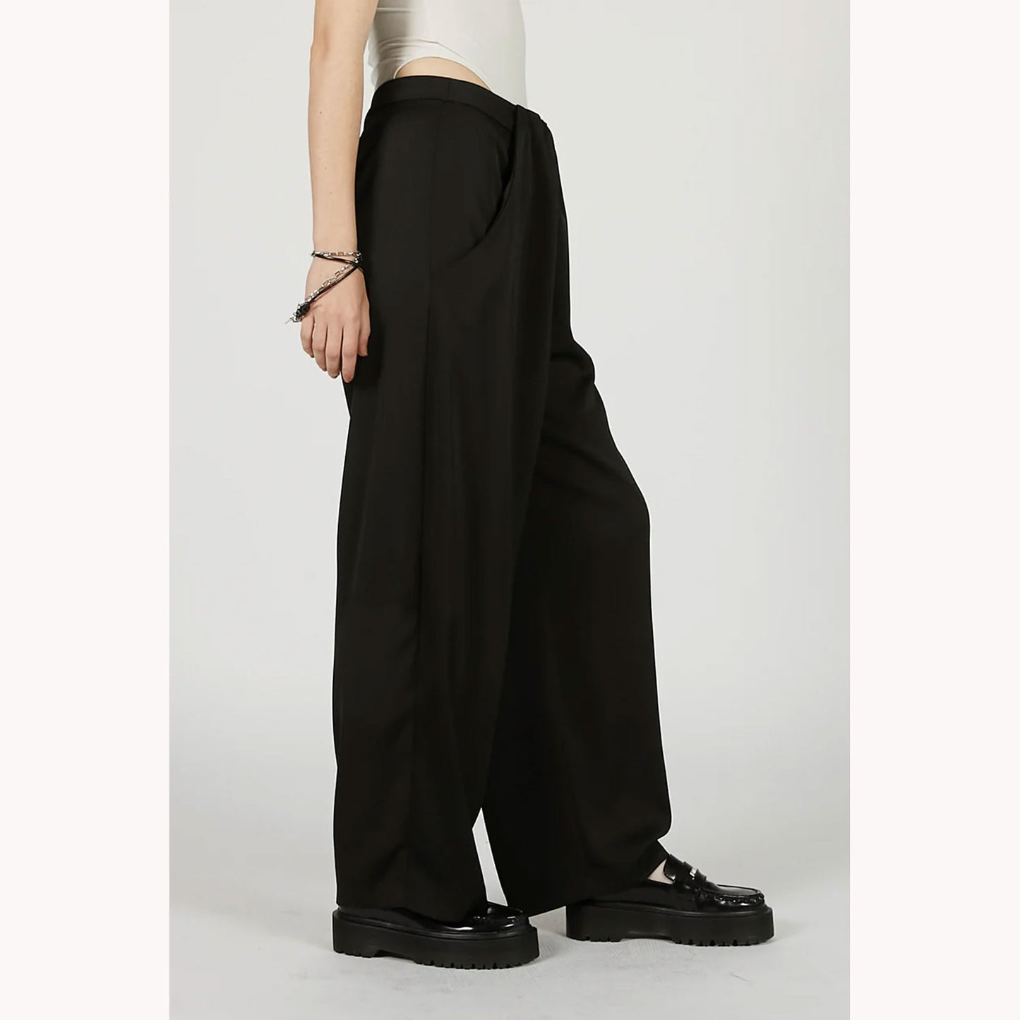 
                  
                    Front Gathered Easy Pants -GREY-
                  
                