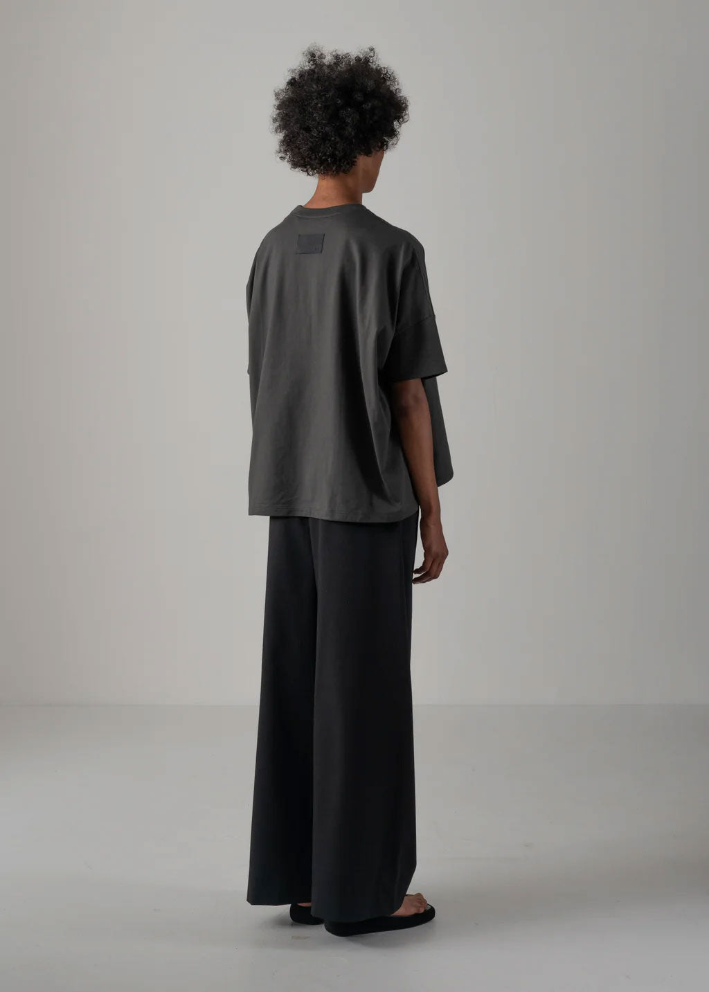 
                  
                    NOA T SHIRT -CHARCOAL-
                  
                