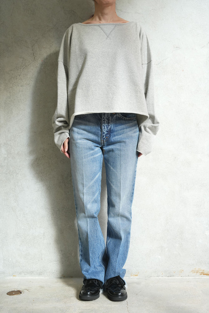 
                  
                    C/N Sweat-LT GREY-
                  
                