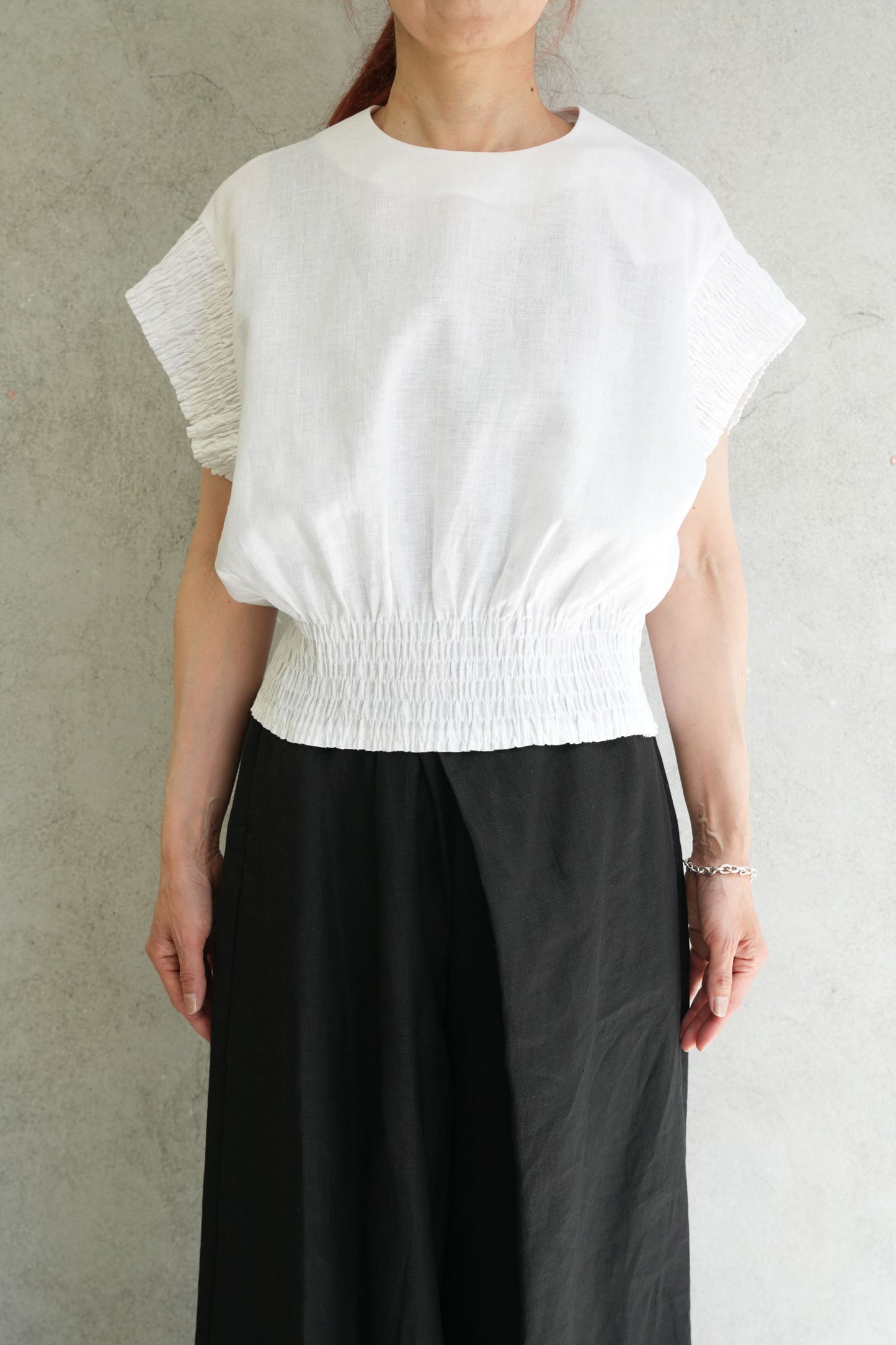 
                  
                    LINEN SHIRRED BLOUSE-LIGHT PURPLE-
                  
                