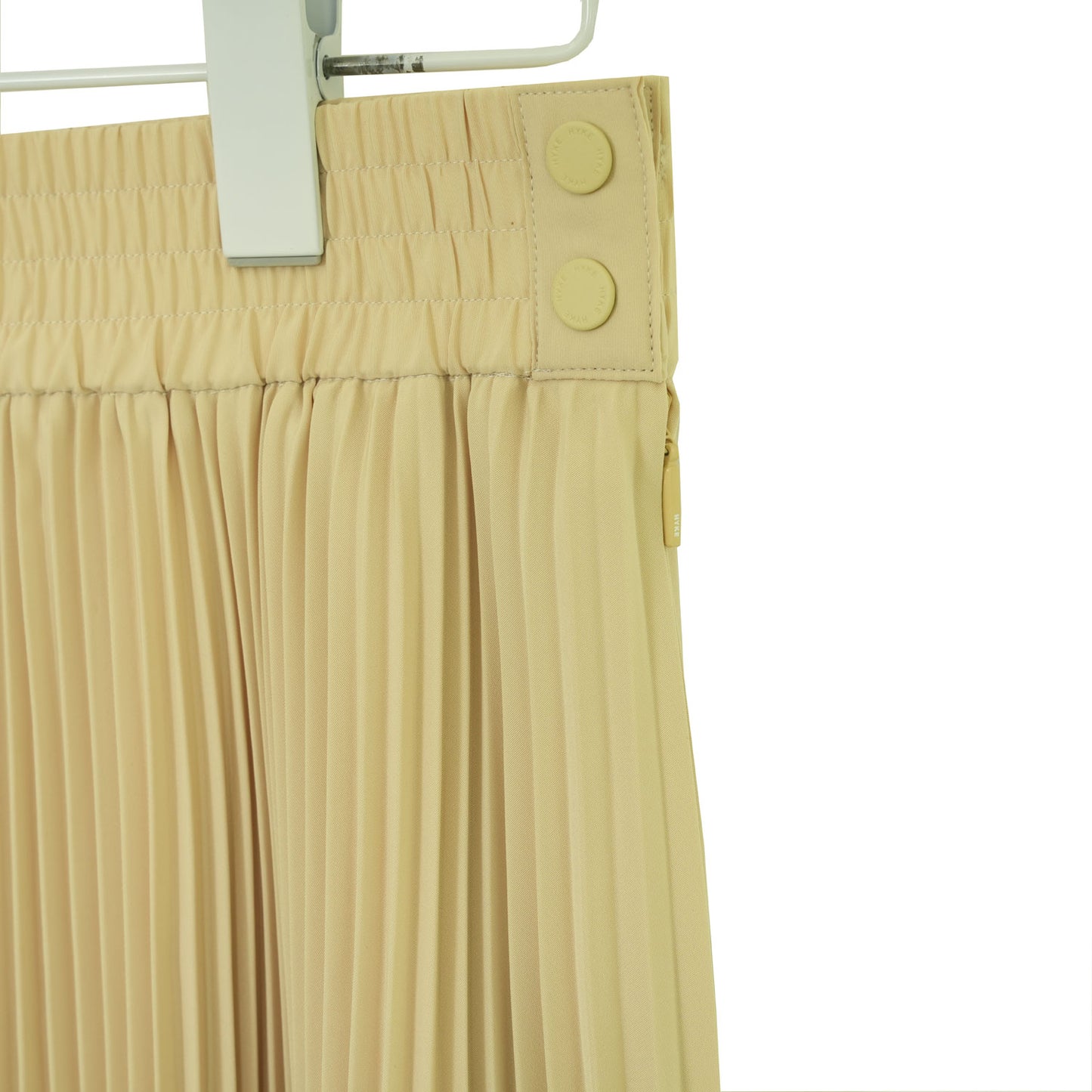 
                  
                    TAFFETA PLEATED SKIRT-CREAM-
                  
                