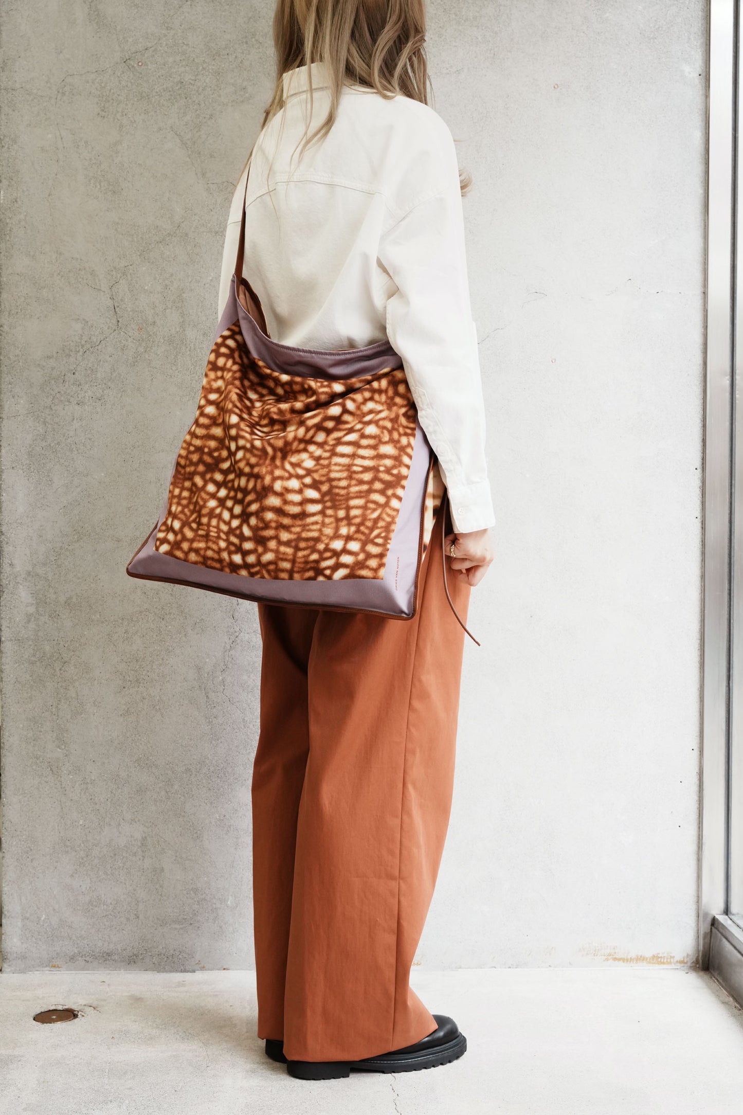 
                  
                    BW251-SCARF233-789
                  
                