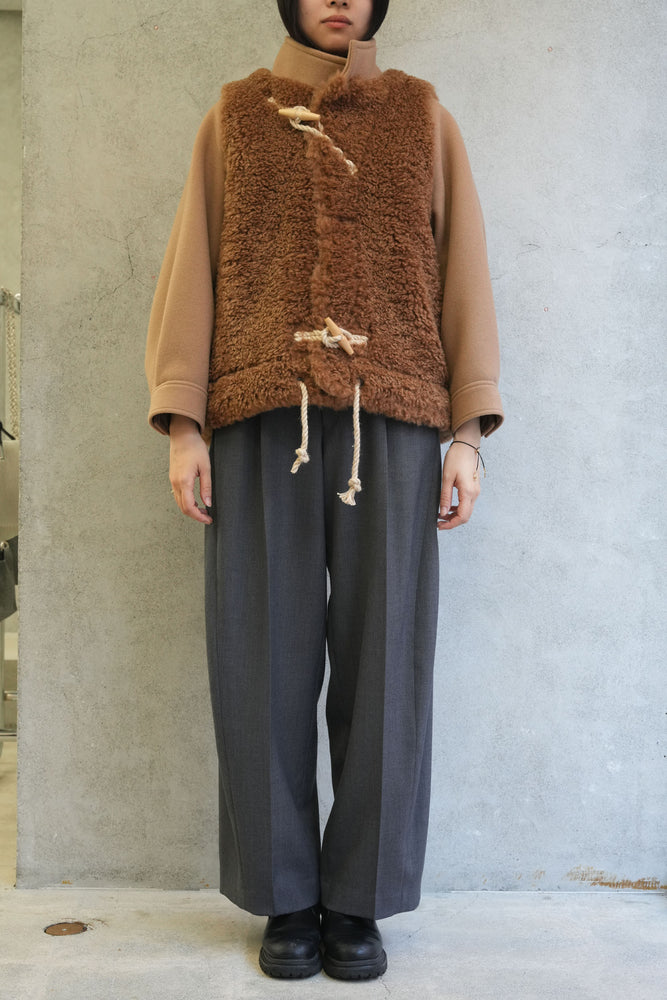 
                  
                    DOUBLE FACE FAUX SHEARLING DUFFLE JACKET-CREAM-
                  
                