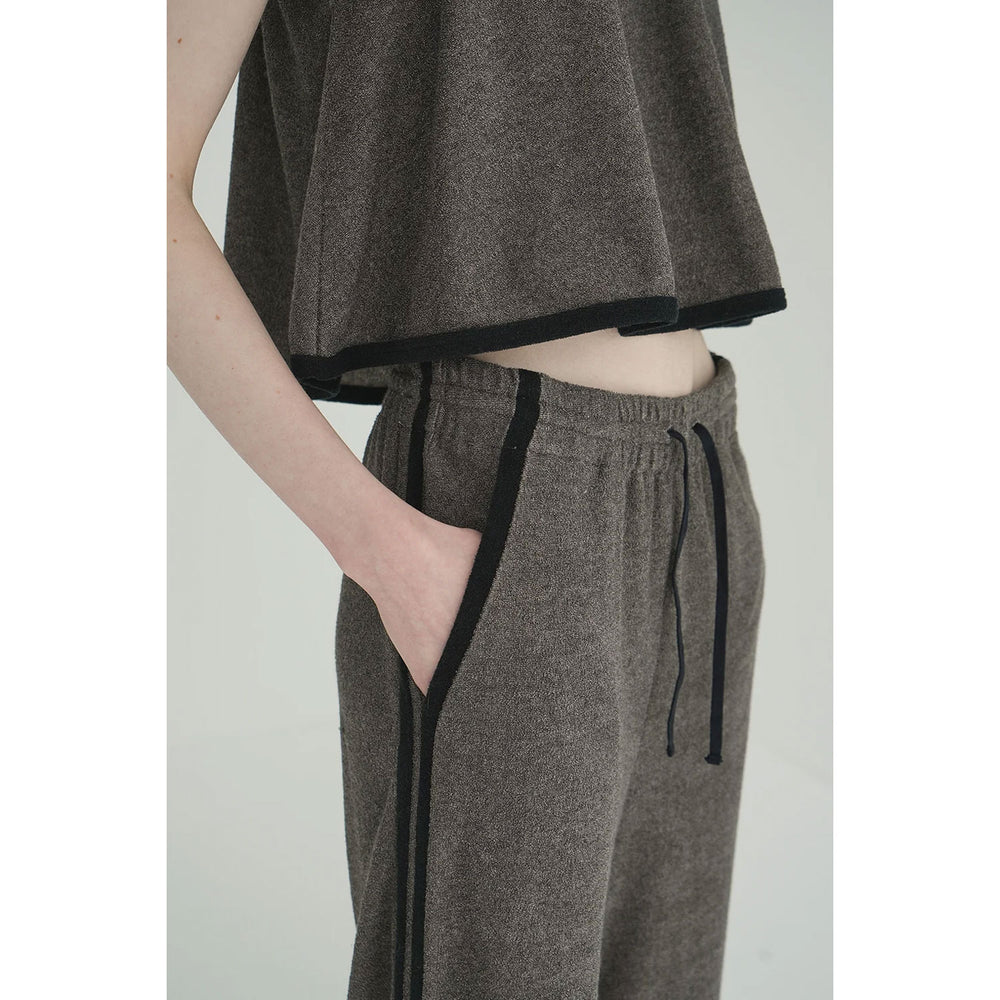 
                  
                    PILE LINE PANTS -IVORY-
                  
                