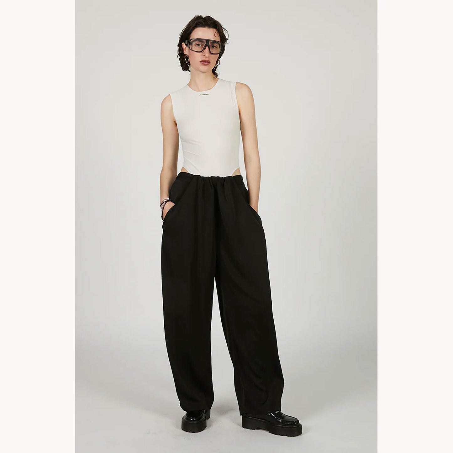 
                  
                    Front Gathered Easy Pants -GREY-
                  
                