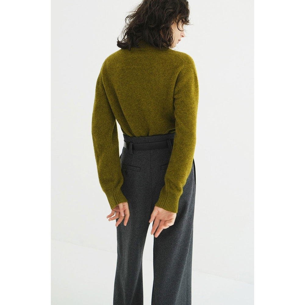 
                  
                    YAK V NECK KNIT TOPS -CHACOAL GRAY-
                  
                