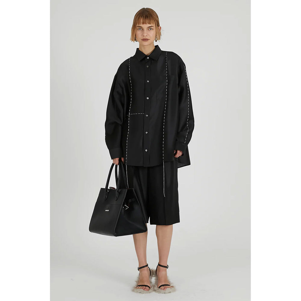 
                  
                    Organza Bermuda Pants-BLACK-
                  
                