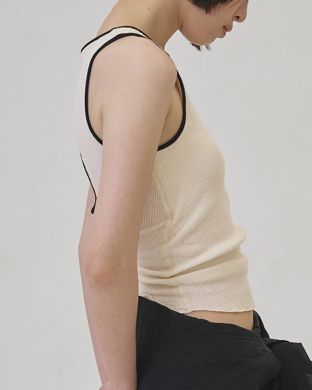 
                  
                    Cupin Piping Tanktop
                  
                