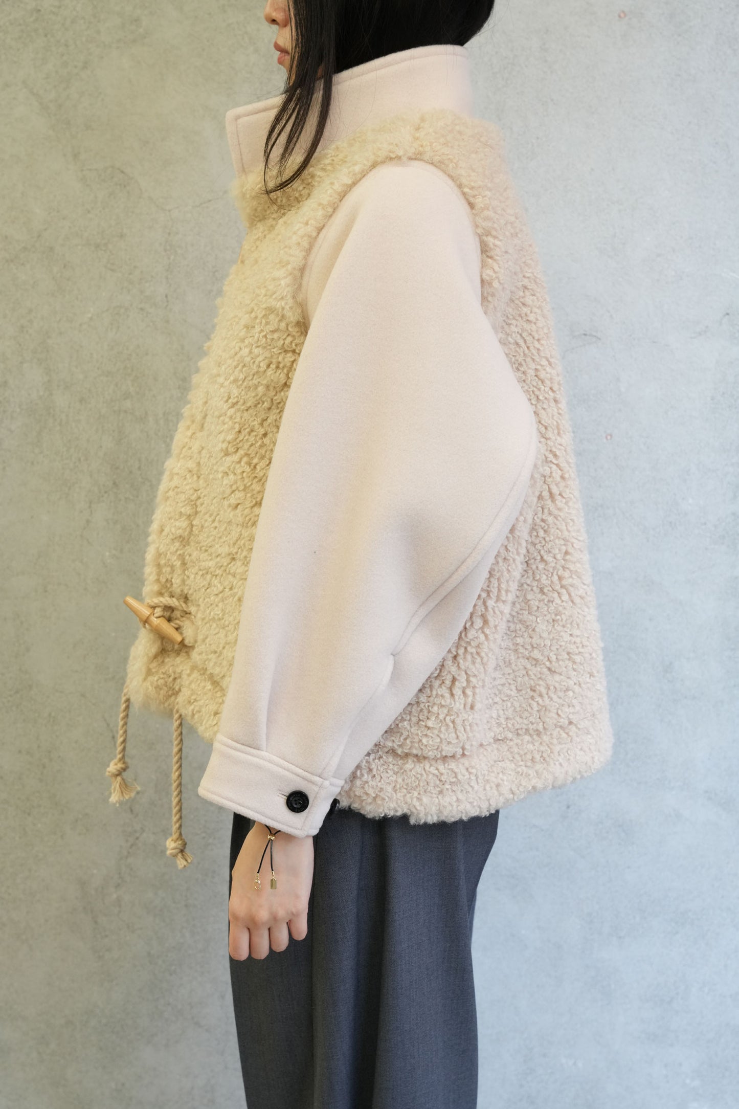 
                  
                    DOUBLE FACE FAUX SHEARLING DUFFLE JACKET-CREAM-
                  
                