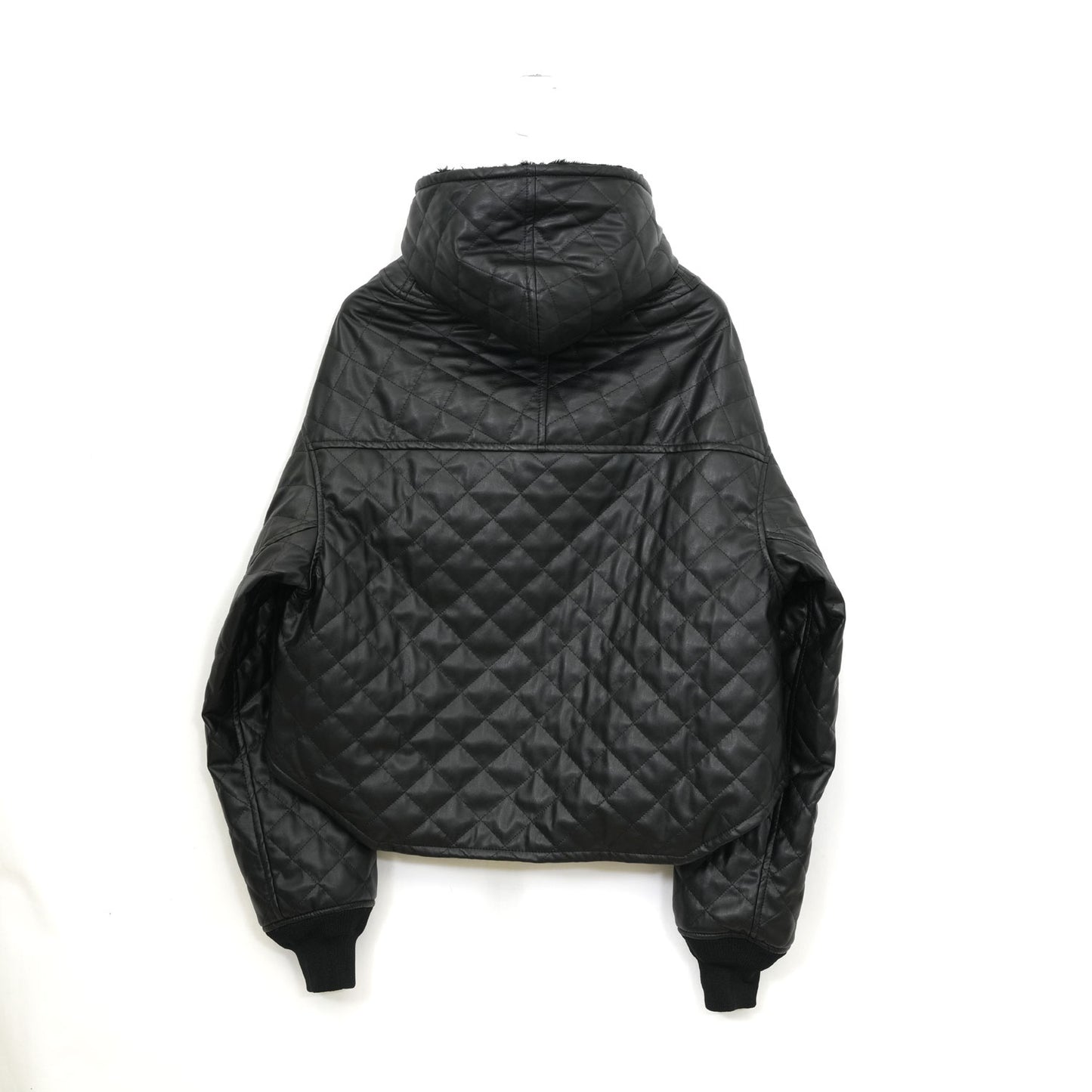 
                  
                    フェイクレザーキルディングBZ -BLACK-
                  
                