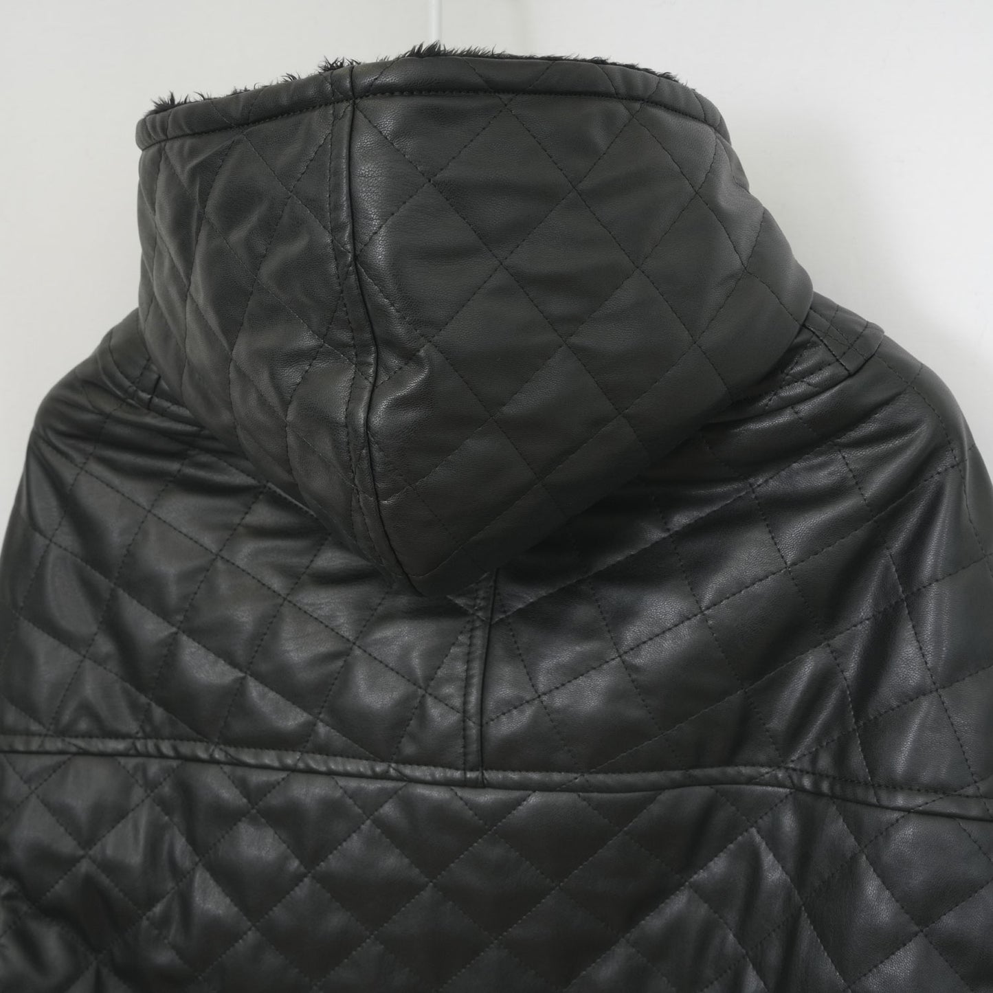 
                  
                    フェイクレザーキルディングBZ -BLACK-
                  
                