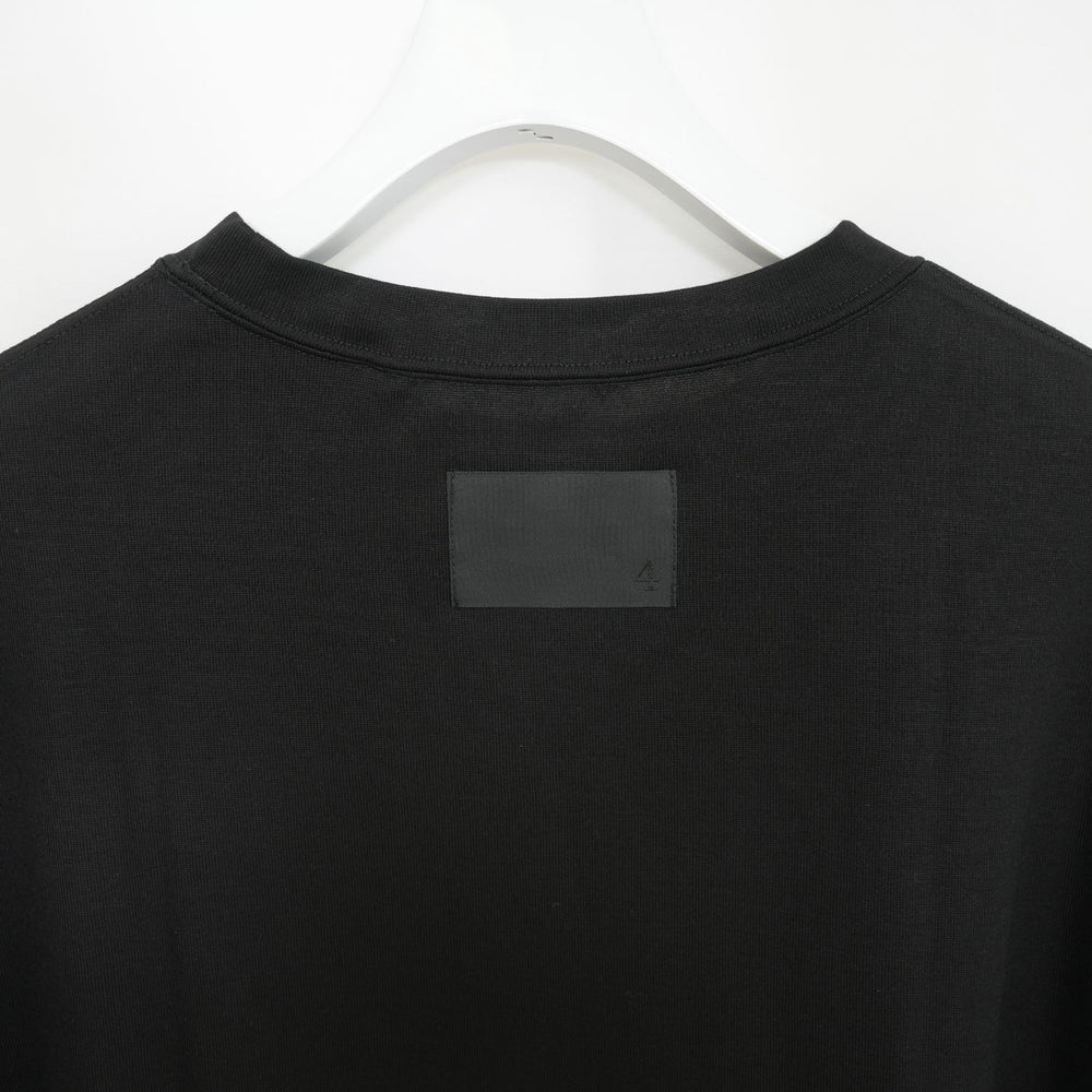 
                  
                    DELTA T-SHIRT -BLACK-
                  
                