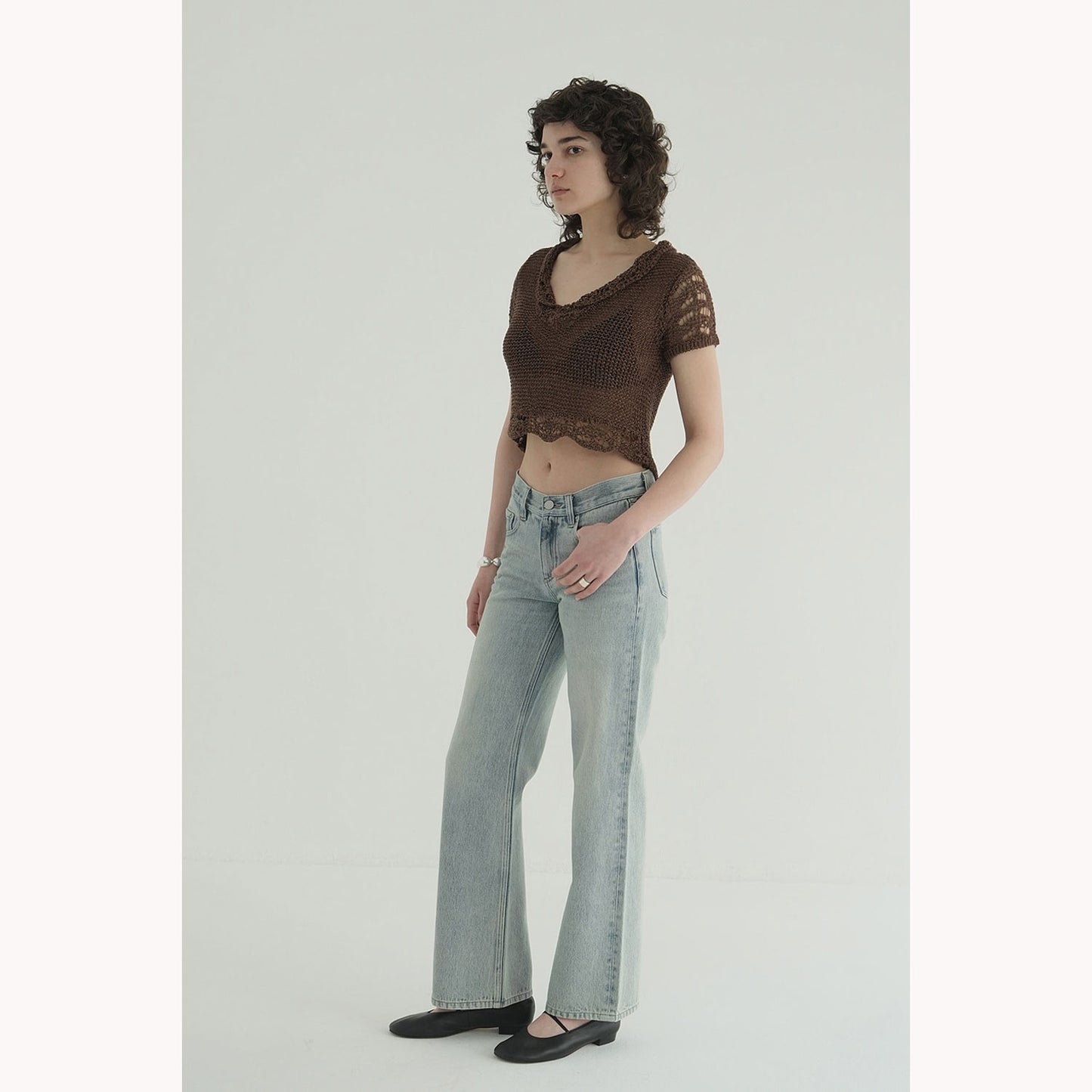 
                  
                    LOW WAIST SLIM DENIM PANTS -ICE BLUE-
                  
                