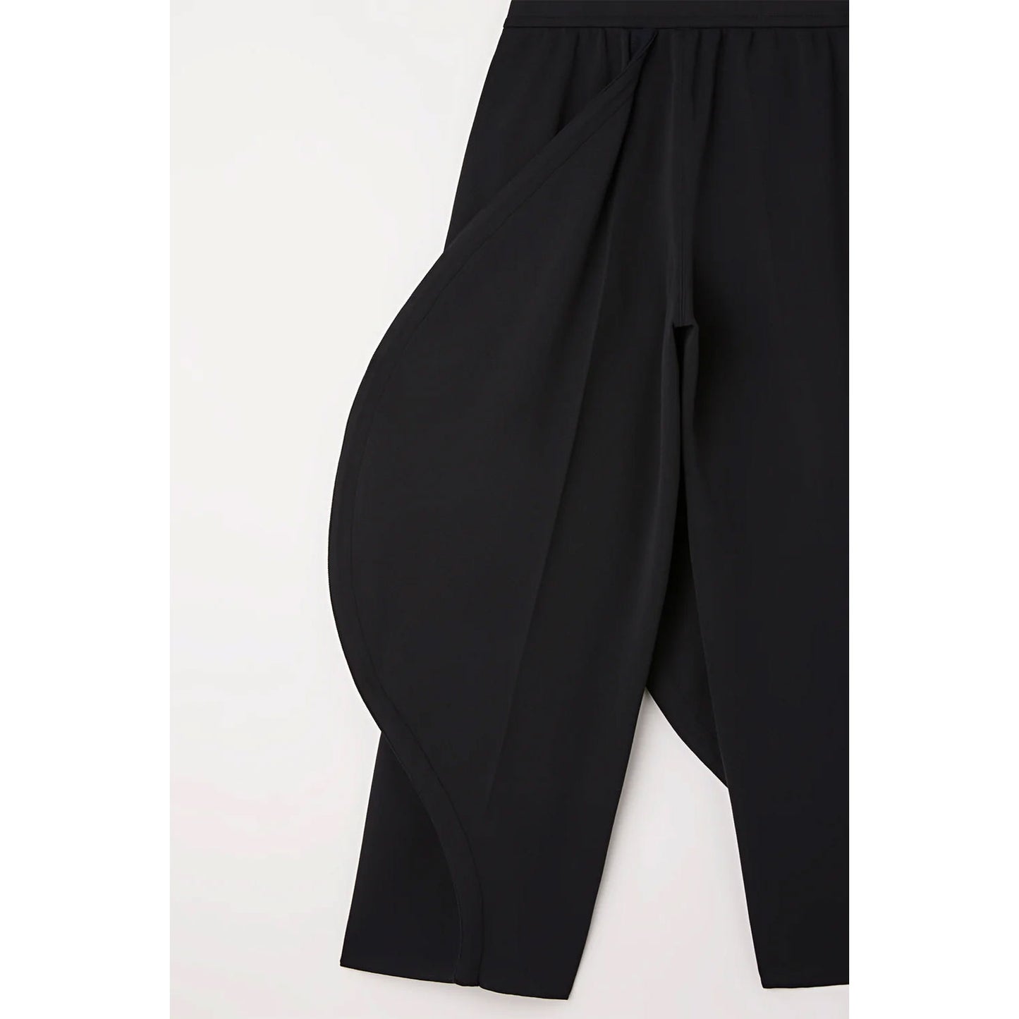 
                  
                    MILAN ROUND PANTS-MAROON RED MULTI-
                  
                