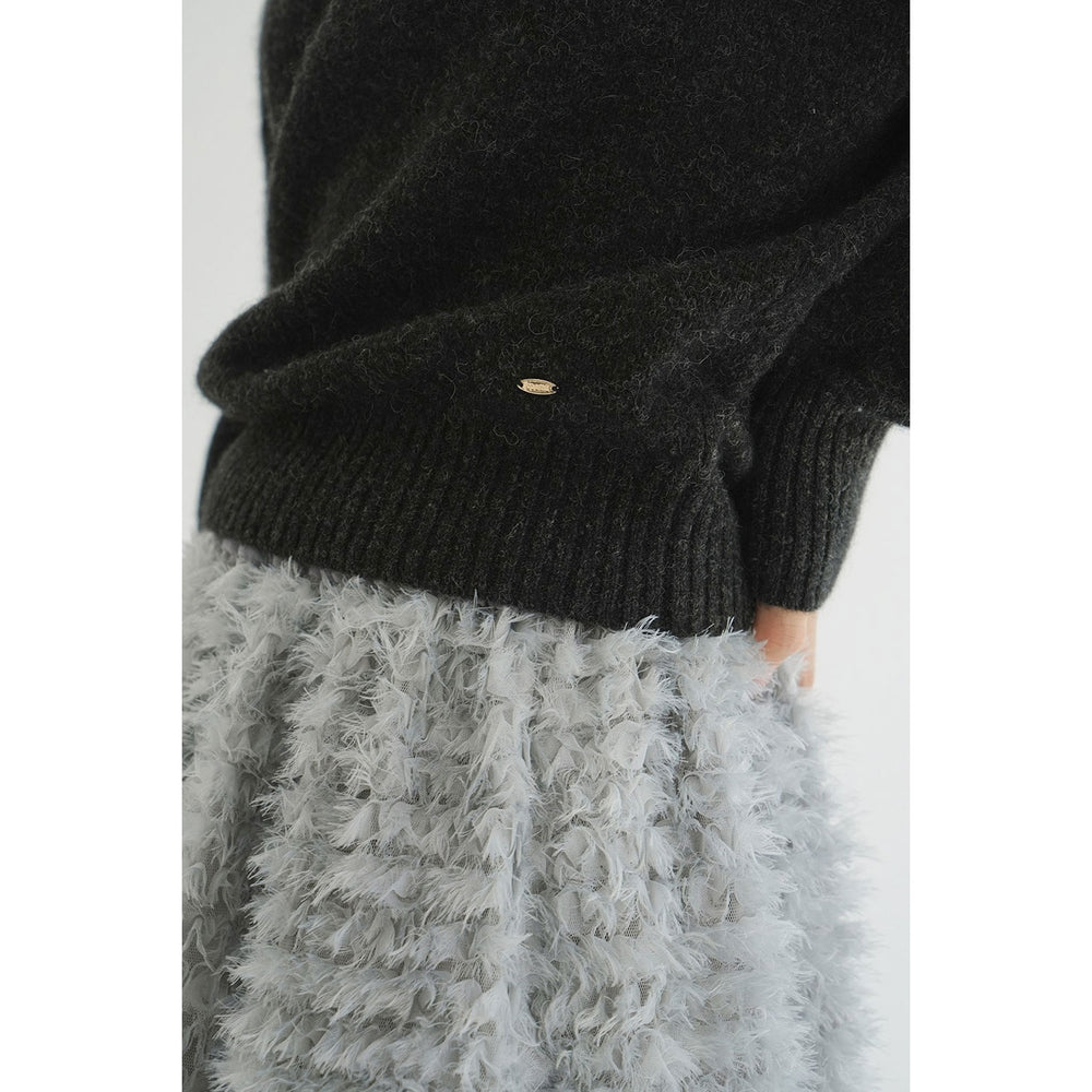 
                  
                    YAK V NECK KNIT TOPS -CHACOAL GRAY-
                  
                