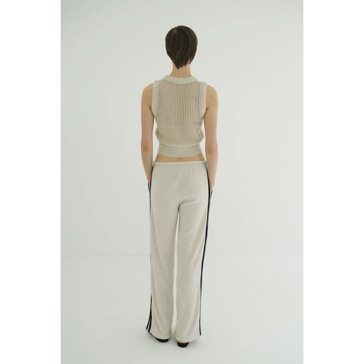
                  
                    PILE LINE PANTS -IVORY-
                  
                