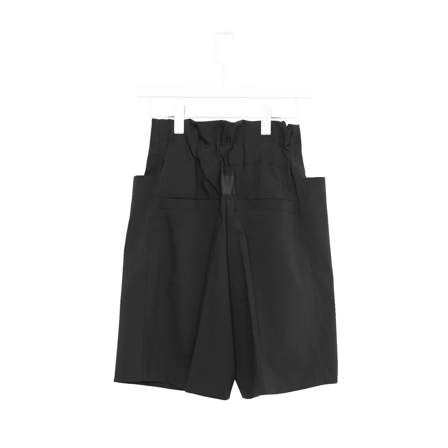 
                  
                    LEXI SHORTS-BLACK-
                  
                