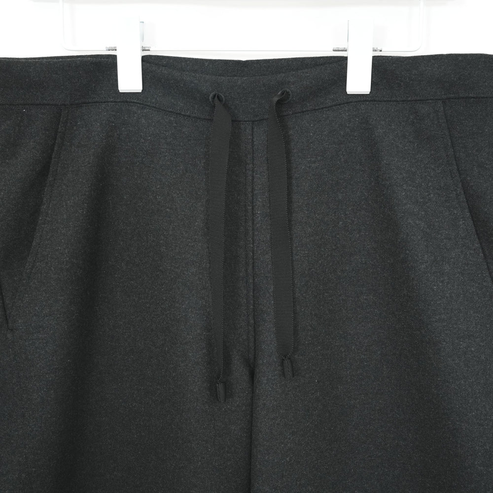 
                  
                    MERCY BARREL TROUSERS -CHARCOAL-
                  
                