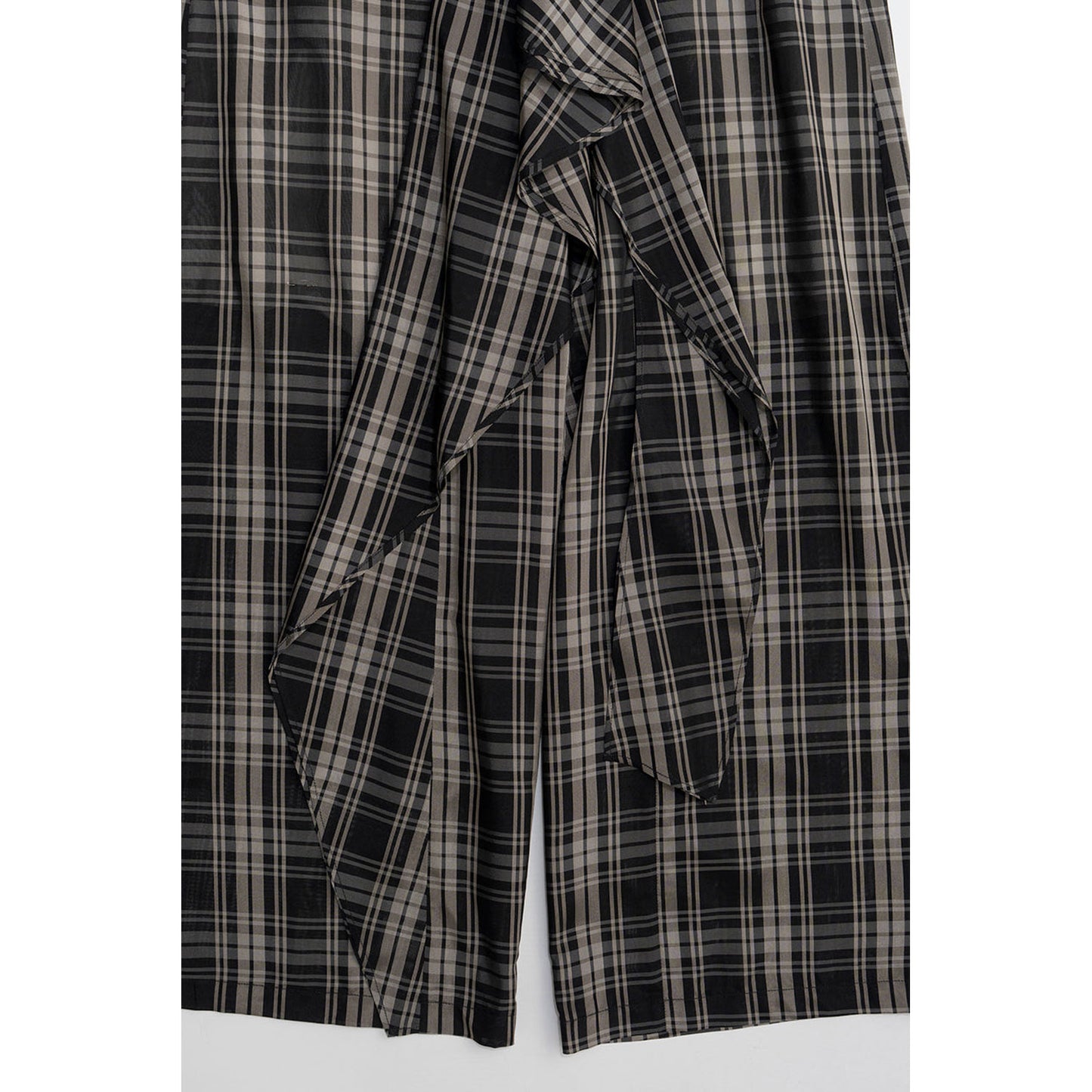 
                  
                    Wave Drape Pants -BEIGE-
                  
                