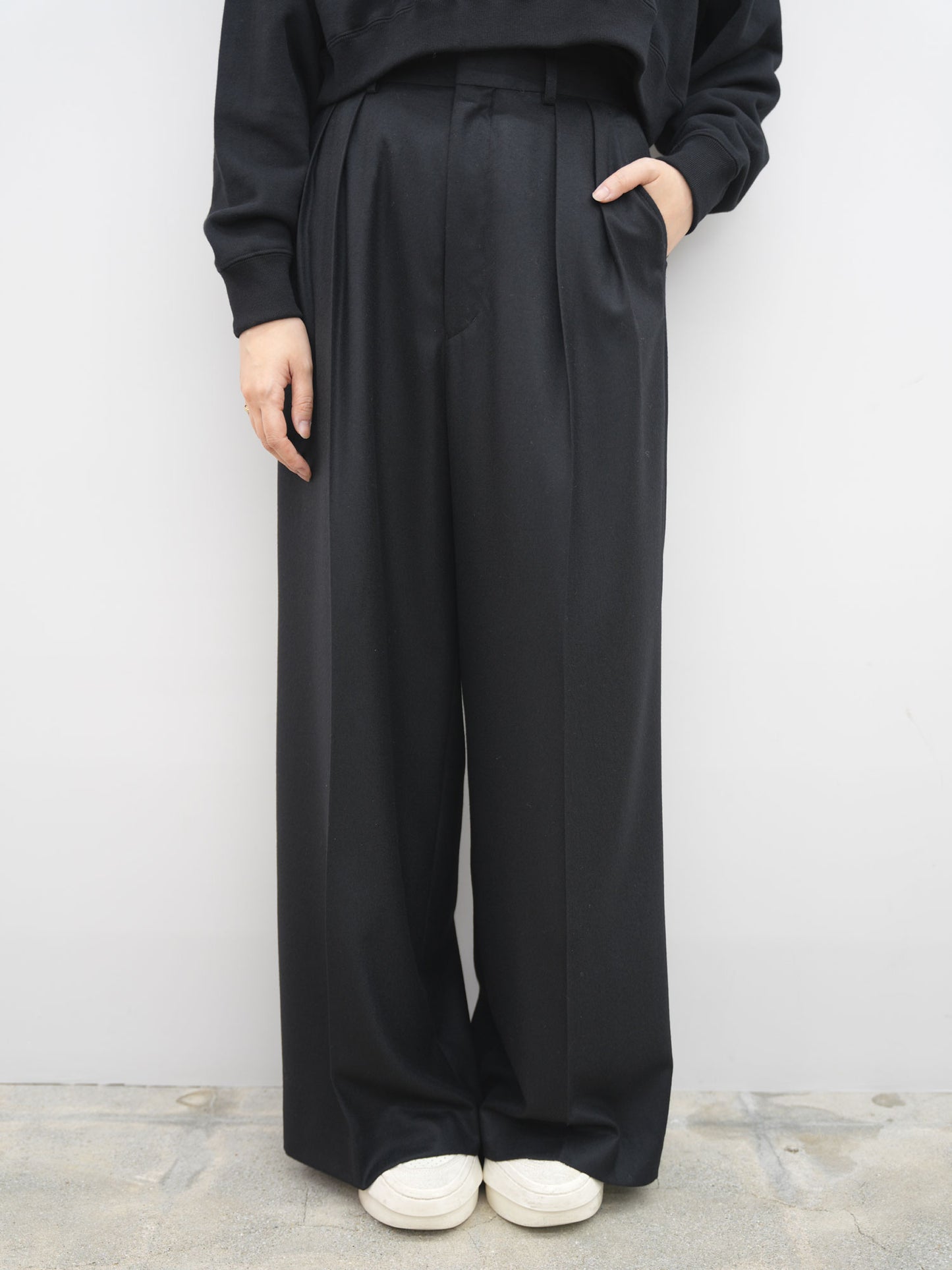 
                  
                    FLANNEL WIDE LEG PANTS
                  
                